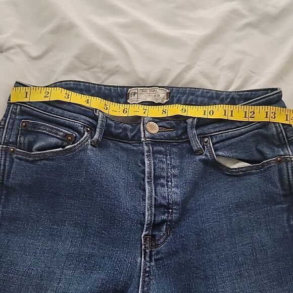 Free People Size 28 Skinny Jeans. - Picture 6 of 8